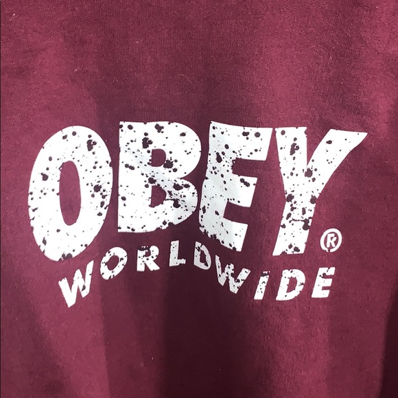 Obey crewneck. - Picture 2 of 3